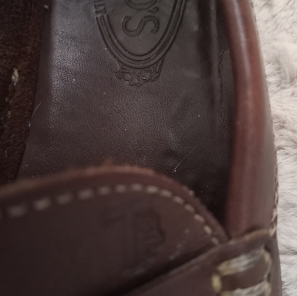 Tod's Classic Preppy Old Money Italian Made Leather Penny Loafers - Picture 5 of 9